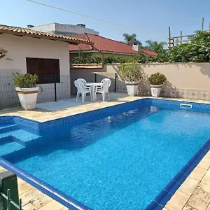 https://excelente-casa-com-piscina-na-praia-de-ingleses.santa-catarina-brasil.com